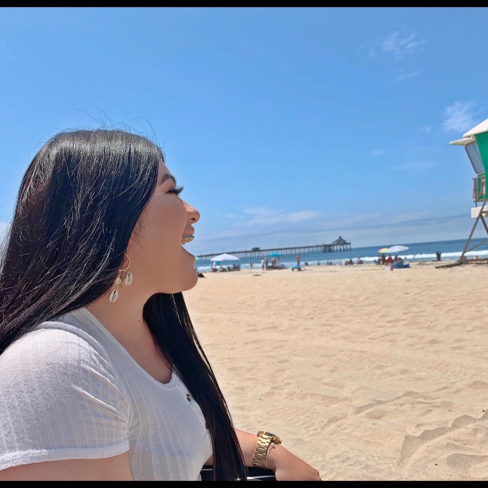 Meet your Posher, Leslie